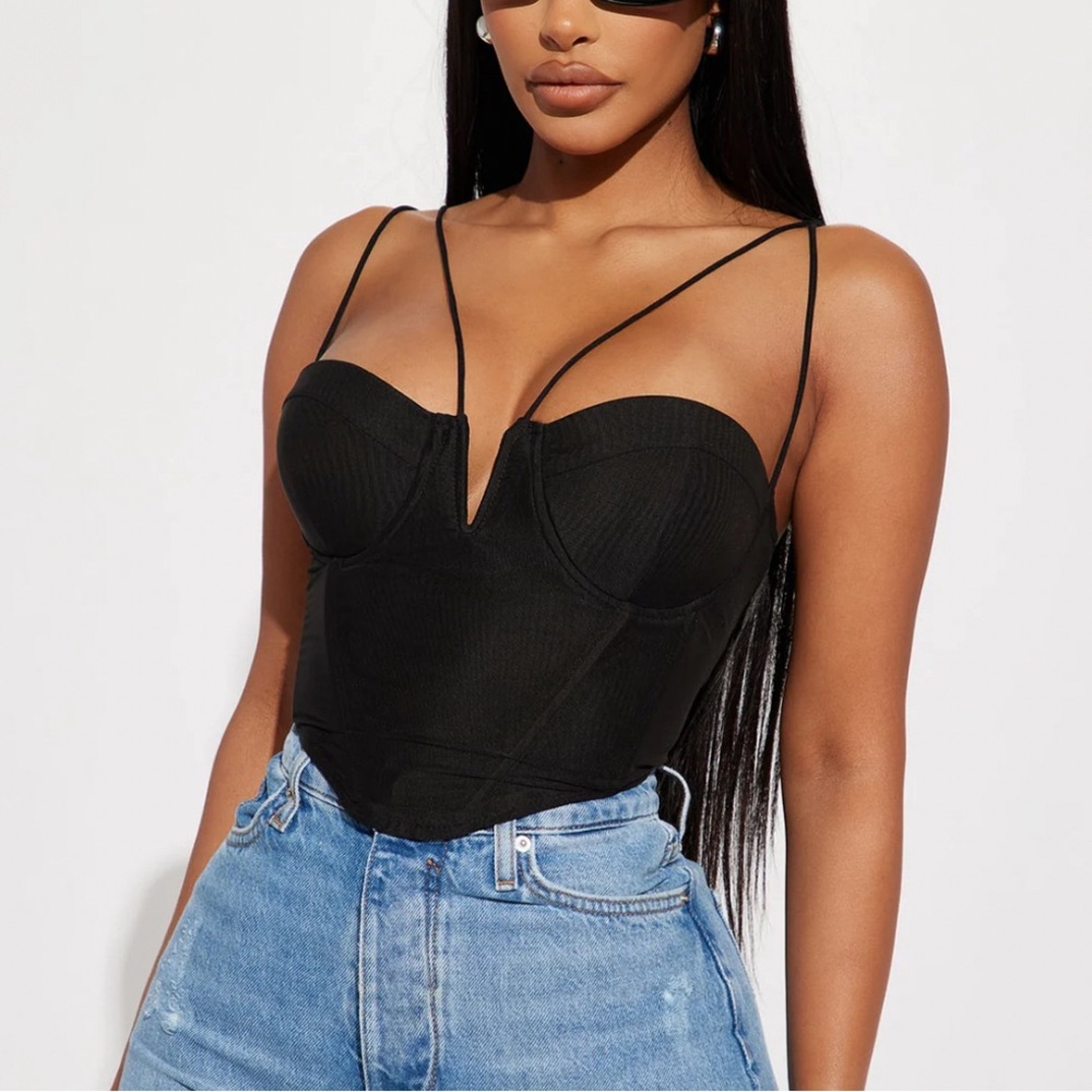 NWOT Black Sleeveless Bustier Top